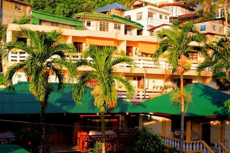 Seashore Beach Resort Puerto Galera Buitenkant foto